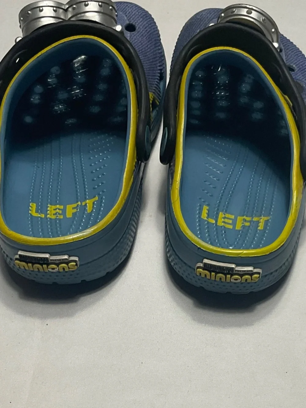 CROCS Despicable Me Minions Classic Clogs with 3D Minion StrapSize 1